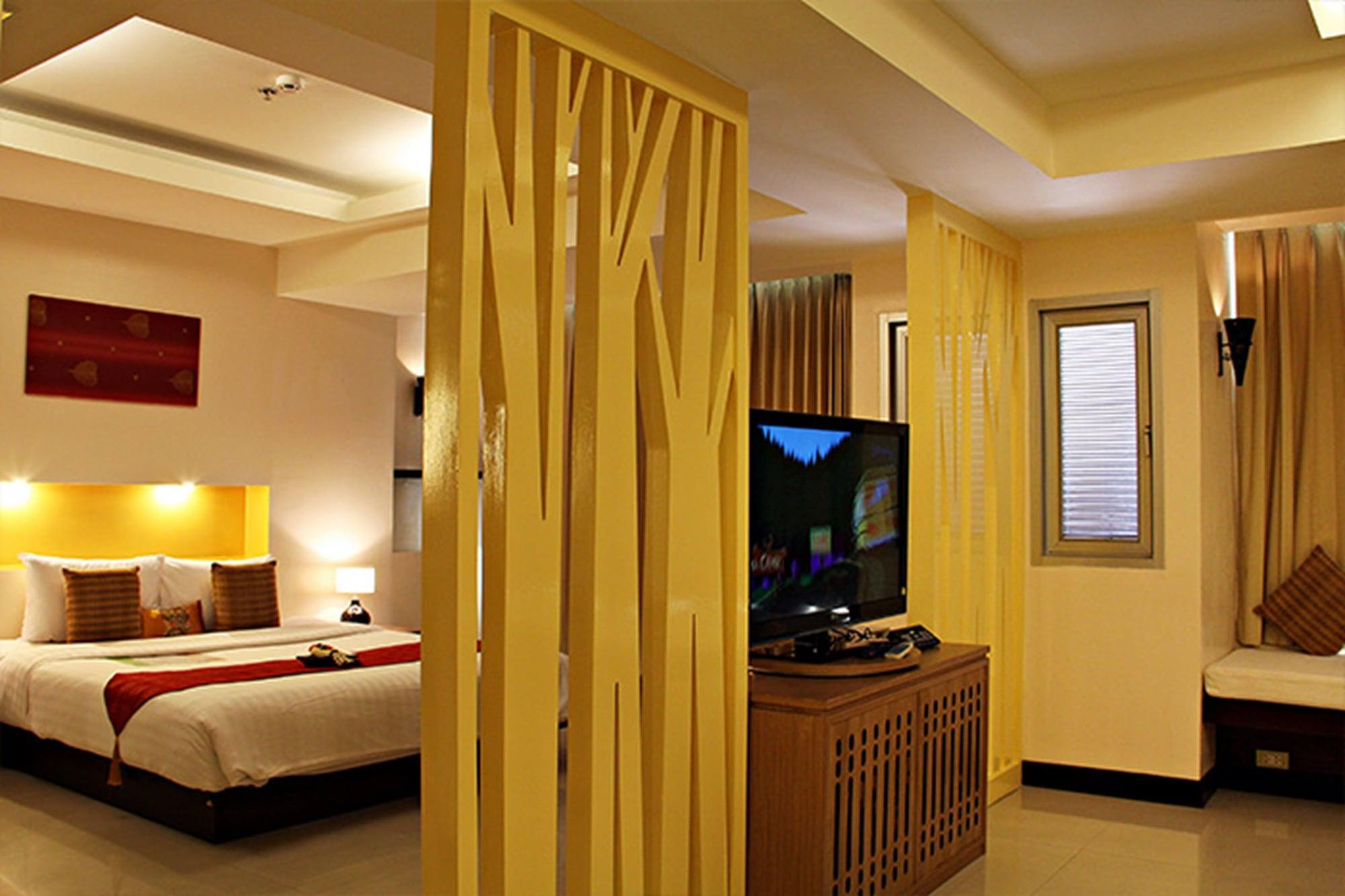 צ'יאנג מאי Maninarakorn Hotel מראה חיצוני תמונה