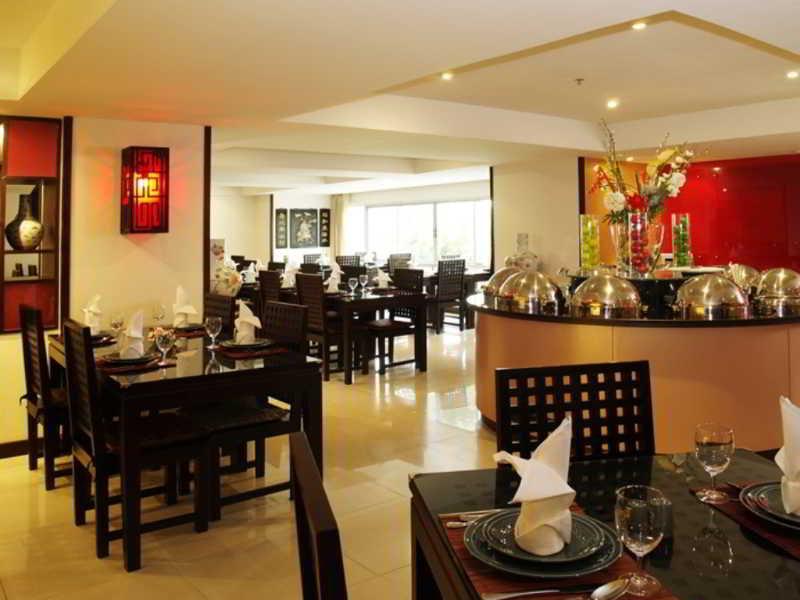 צ'יאנג מאי Maninarakorn Hotel מראה חיצוני תמונה